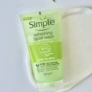ژل شوینده پوست سیمپل مدل Simple Refreshing Facial Wash